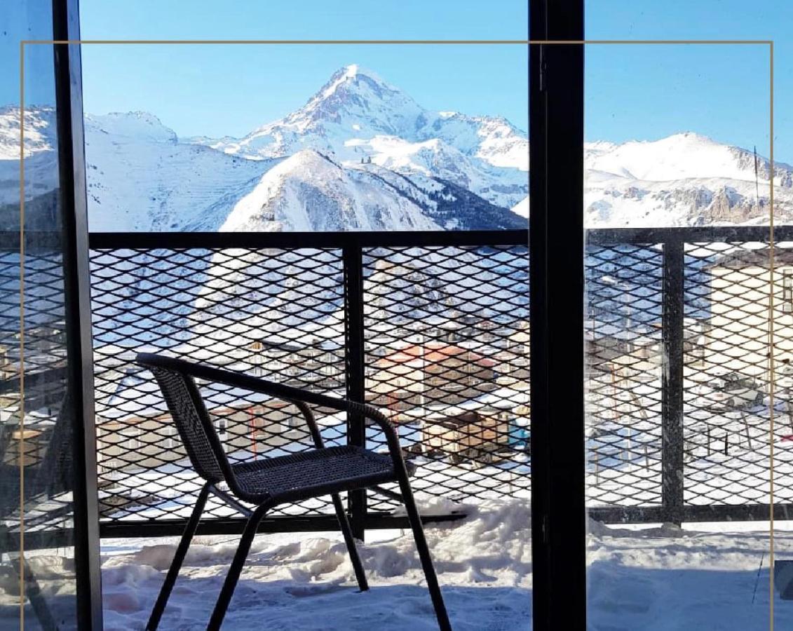 Kazbegi Stylish Apartment Bagian luar foto